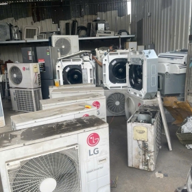 Máy Lạnh Thanh Lý BZ65