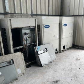 Máy Lạnh Thanh Lý BZ60