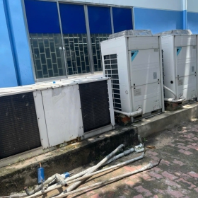 Máy Lạnh Thanh Lý BZ51