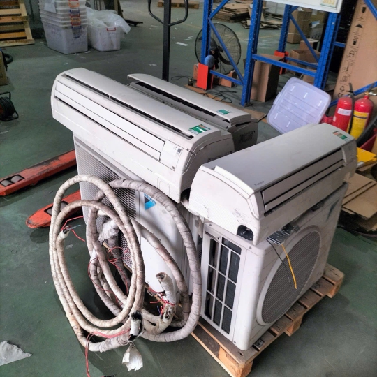 Máy Lạnh Giá Tốt