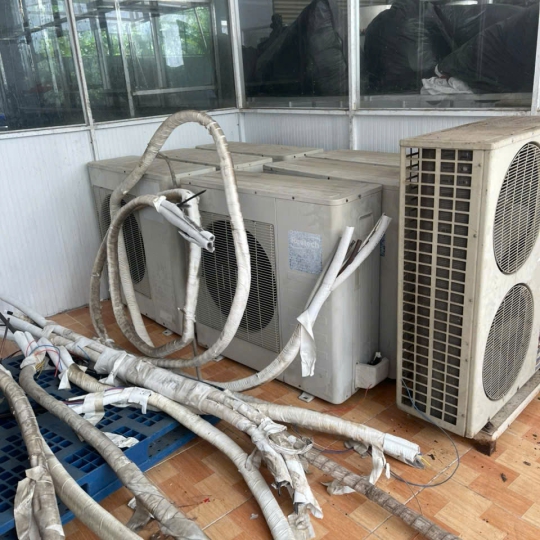 Máy Lạnh Thanh Lý BZ61