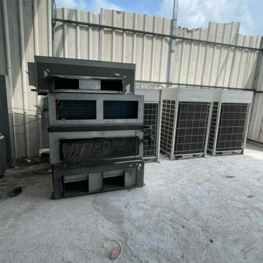 Máy Lạnh Thanh Lý BZ47